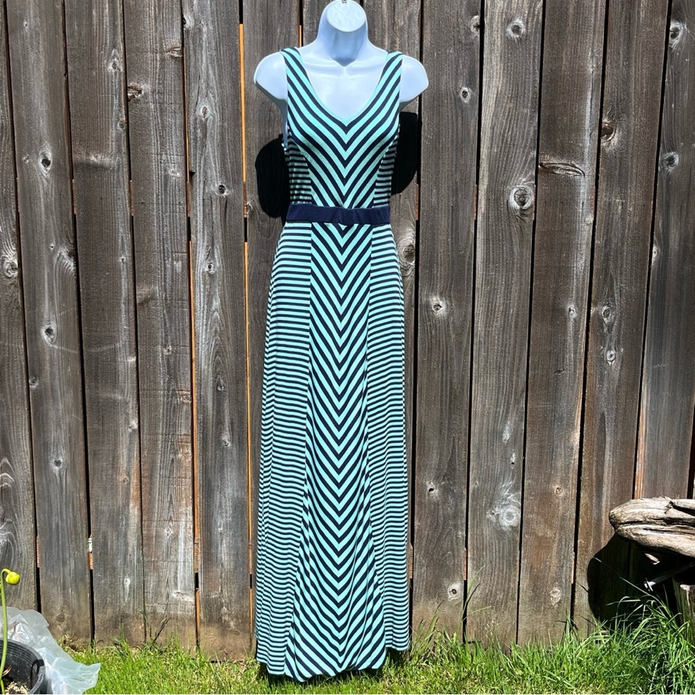 Apt. 9 chevron blue/green maxi dress size medium